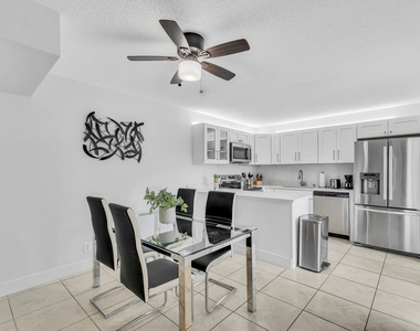2228 White Pine Circle - Photo Thumbnail 2