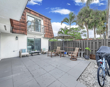2228 White Pine Circle - Photo Thumbnail 23