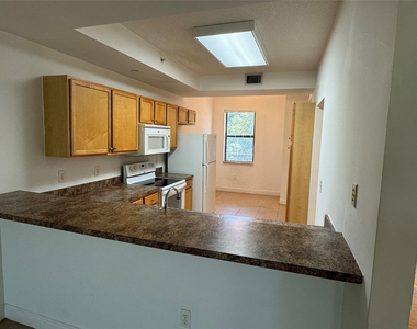 6733 Coral Lake Drive - Photo Thumbnail 7