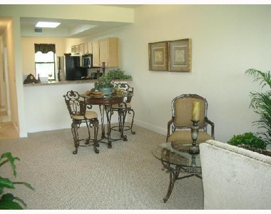 6733 Coral Lake Drive - Photo Thumbnail 25