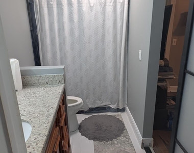 855 North Drive - Photo Thumbnail 7