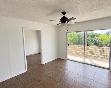 4131 Stirling - Photo Thumbnail 1