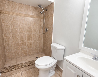 4131 Stirling - Photo Thumbnail 7