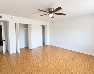 4131 Stirling - Photo Thumbnail 5