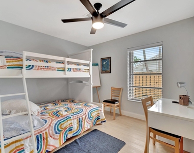 577 Sw 24th Avenue - Photo Thumbnail 26