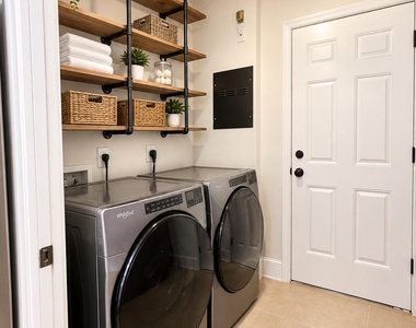 2543 Se Ruskin Drive - Photo Thumbnail 6