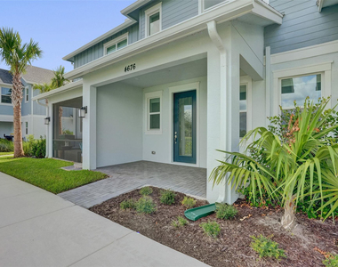 4676 Longwood Lake Square - Photo Thumbnail 2