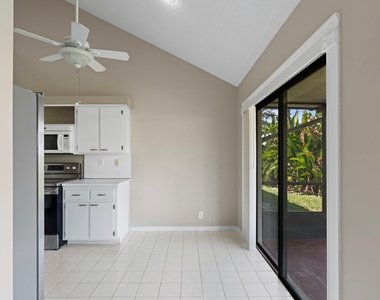 6850 Nw 2nd Avenue - Photo Thumbnail 4