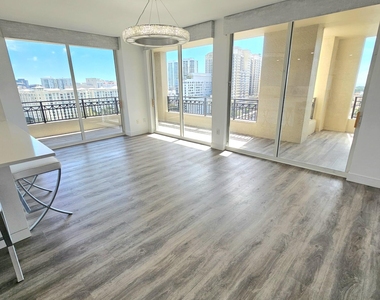 550 Okeechobee Boulevard - Photo Thumbnail 2
