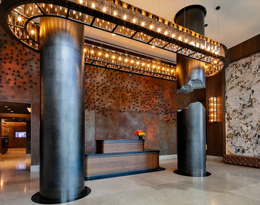 606 West 30th Street - Photo Thumbnail 4