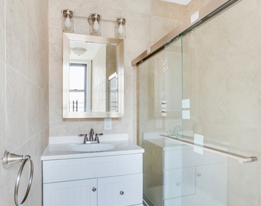 825 West End Avenue - Photo Thumbnail 8