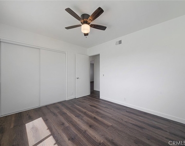 9628 Mariposa Avenue - Photo Thumbnail 20