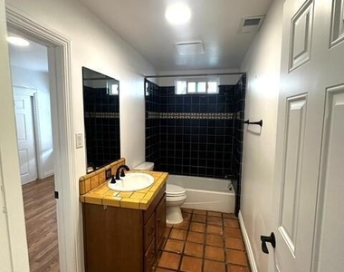436 S Seaward Avenue - Photo Thumbnail 9