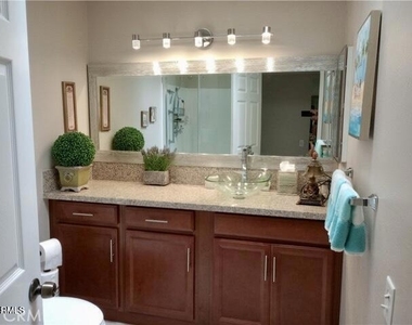11235 Village 11 - Photo Thumbnail 19