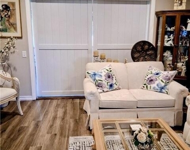 11235 Village 11 - Photo Thumbnail 12