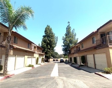 1014 La Costa Drive - Photo Thumbnail 14