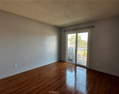 1014 La Costa Drive - Photo Thumbnail 6