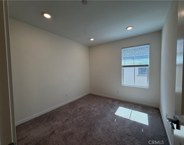 22316 Spanish Oak Court - Photo Thumbnail 18