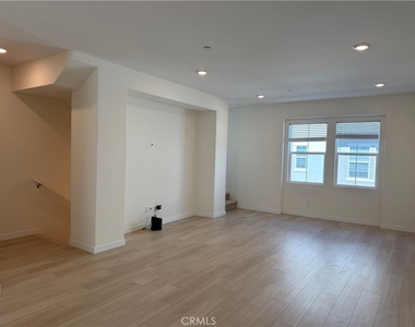 22316 Spanish Oak Court - Photo Thumbnail 24