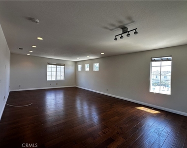 13728 Weeping Willow Court - Photo Thumbnail 19