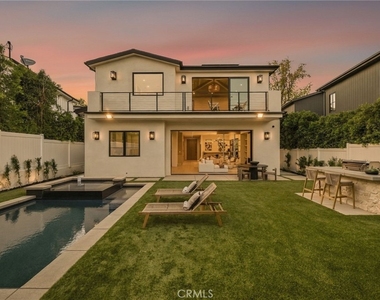 16658 Addison - Photo Thumbnail 3
