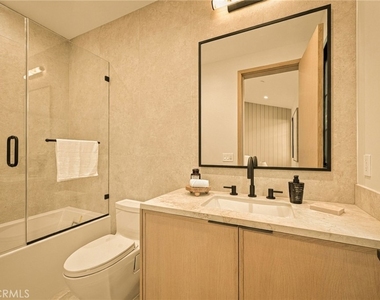 16658 Addison - Photo Thumbnail 31