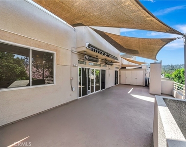 4477 Woodman Avenue - Photo Thumbnail 25