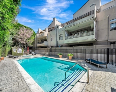 4477 Woodman Avenue - Photo Thumbnail 29