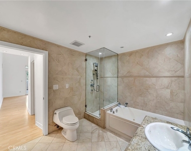 4477 Woodman Avenue - Photo Thumbnail 12