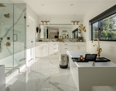 4637 Morella Avenue - Photo Thumbnail 25