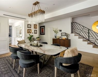 4637 Morella Avenue - Photo Thumbnail 12