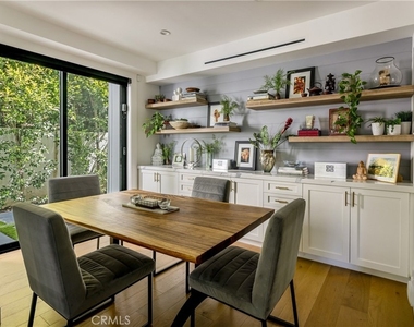 4637 Morella Avenue - Photo Thumbnail 13