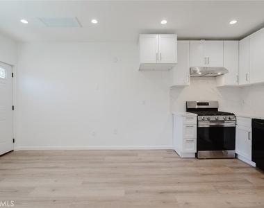 13427 Bracken Street - Photo Thumbnail 3