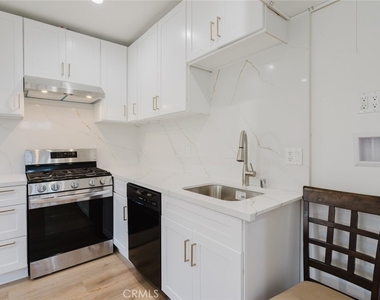 13427 Bracken Street - Photo Thumbnail 10