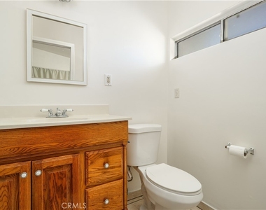 1050 W Avenue J13 - Photo Thumbnail 13