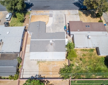 1050 W Avenue J13 - Photo Thumbnail 22
