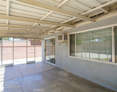 1050 W Avenue J13 - Photo Thumbnail 18