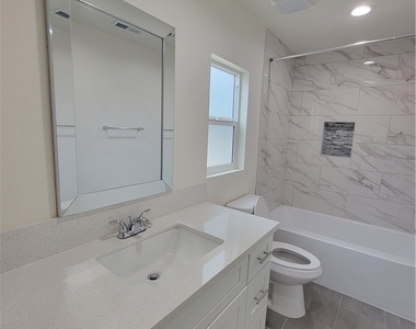 20612 Raymond Avenue - Photo Thumbnail 14