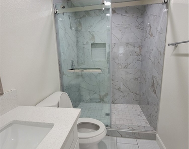 20612 Raymond Avenue - Photo Thumbnail 8