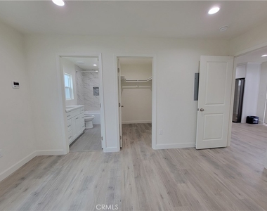 20612 Raymond Avenue - Photo Thumbnail 11