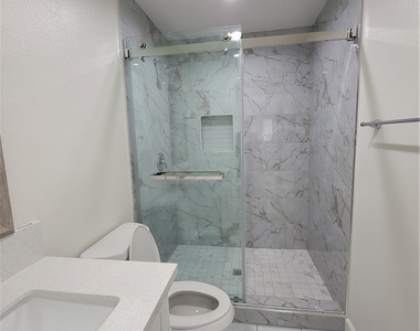 20612 Raymond Avenue - Photo Thumbnail 7