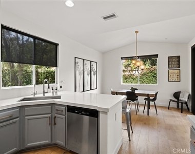 134 Monte Vista Avenue - Photo Thumbnail 13