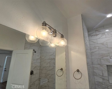 4509 S Kansas Ave - Photo Thumbnail 9