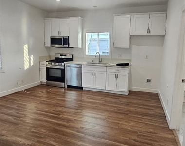 4509 S Kansas Ave - Photo Thumbnail 16