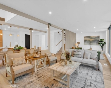 216 Leonard Lane - Photo Thumbnail 2