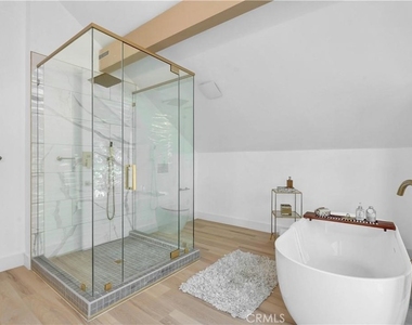 216 Leonard Lane - Photo Thumbnail 22