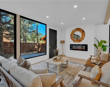 216 Leonard Lane - Photo Thumbnail 4