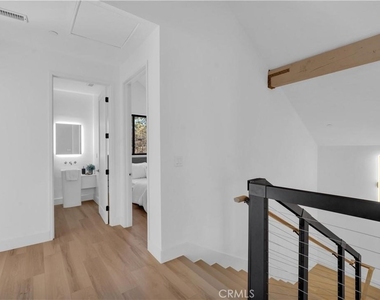 216 Leonard Lane - Photo Thumbnail 24