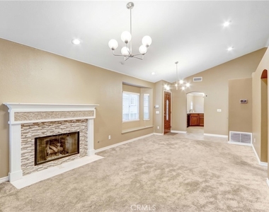 7622 Belpine - Photo Thumbnail 2