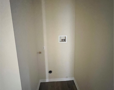 128 E 121st Street - Photo Thumbnail 10